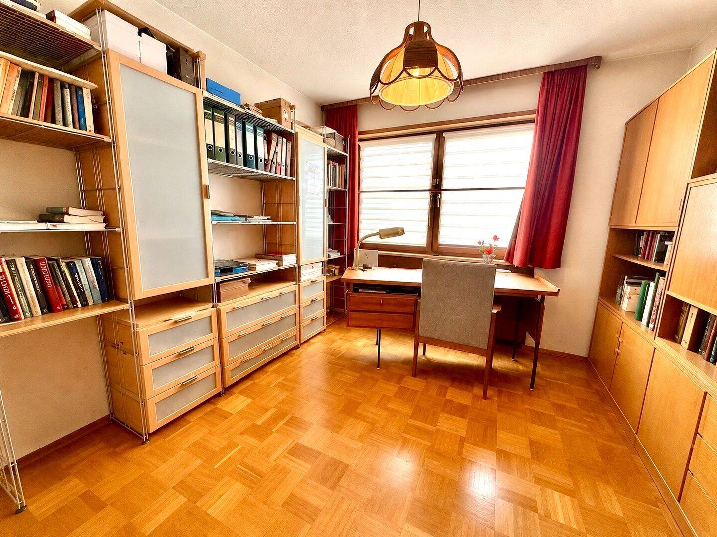 Schönes Wohnhaus in toller Lage von Zweibrücken, 66482 Zweibrücken