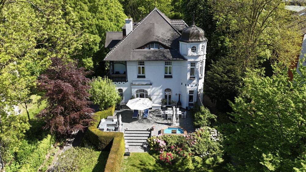 Zeitlose Eleganz – Denkmalgeschützte Villa mit historischem Charme!, 45886 Gelsenkirchen (Ückendorf)