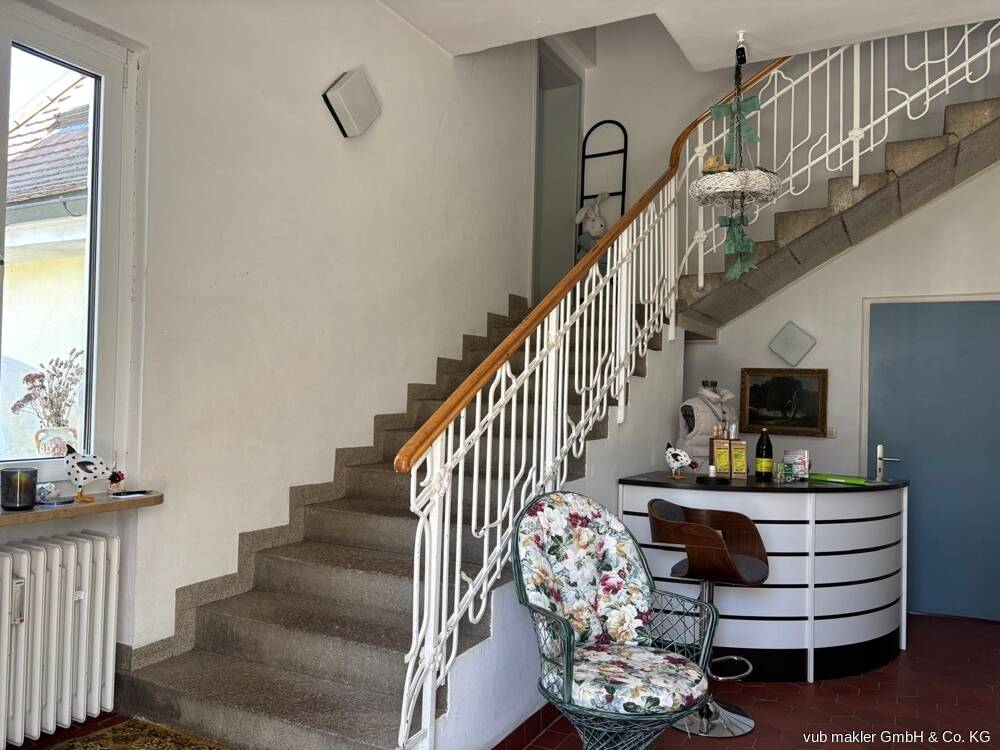 Attraktive Mehrfamilienvilla mit historischem Flair und Entwicklungspotenzial in Bad Steben, 95138 Bad Steben
