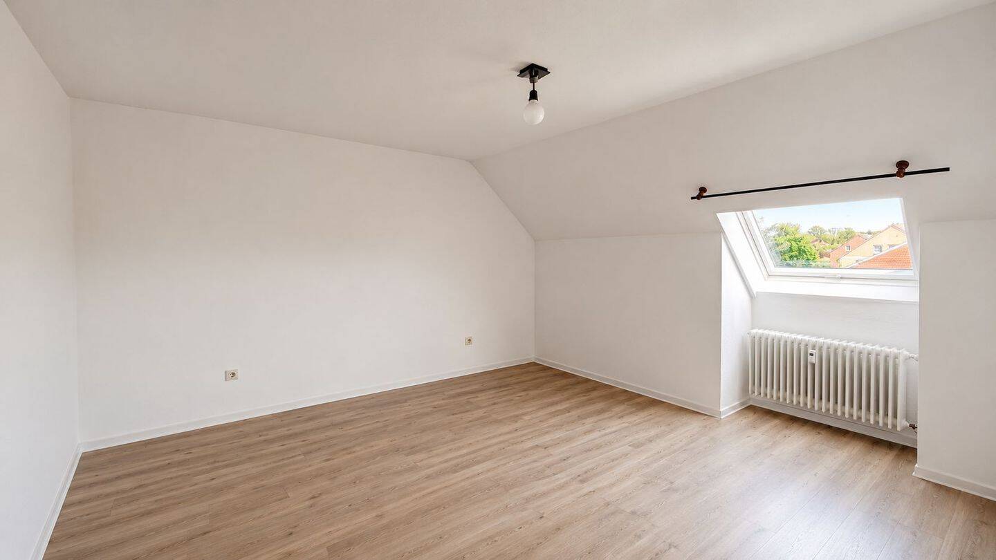Fürstenau | Großes Dachgeschoss-Apartment, 49584 Fürstenau