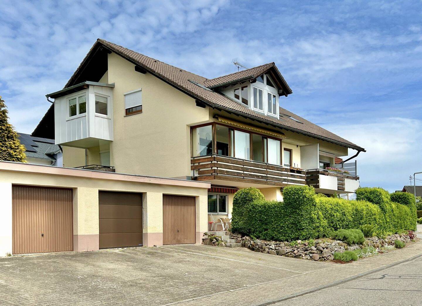 Ühlingen-Birkendorf – 3 Zimmerwohnung im DG mit Loggia in ruhiger Wohnlage, 79777 Ühlingen-Birkendorf