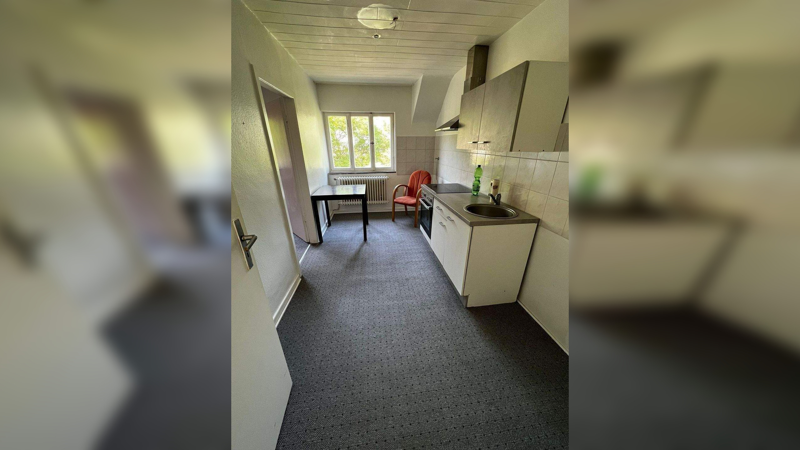 2 Zimmer gemütliche Dachgeschoß Wohnung im Herzen von Düren, 52349 Düren