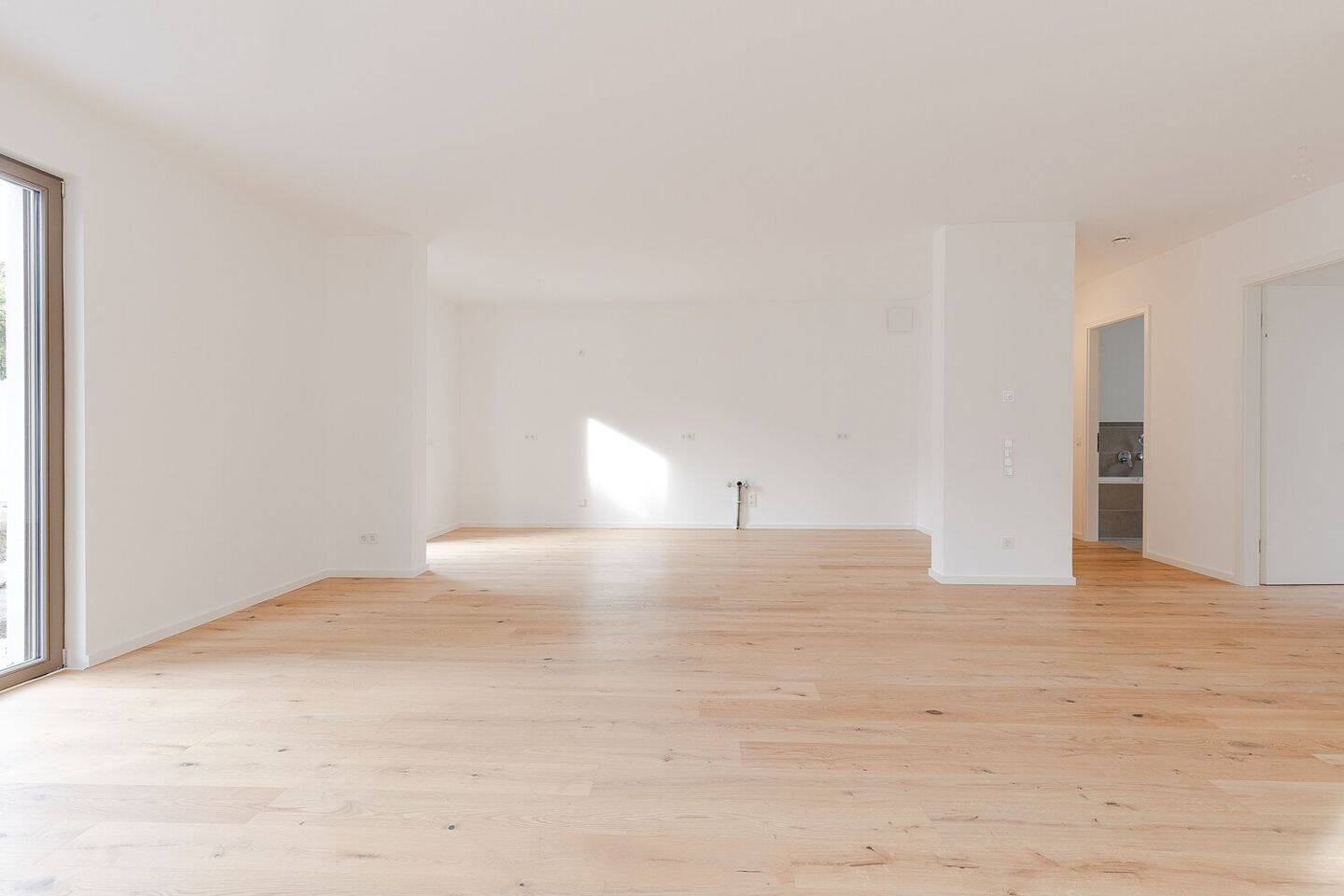 Erstbezug: Großzügige Haus-im-Haus-Gartenwohnung mit Terrasse, 60431 Frankfurt am Main
