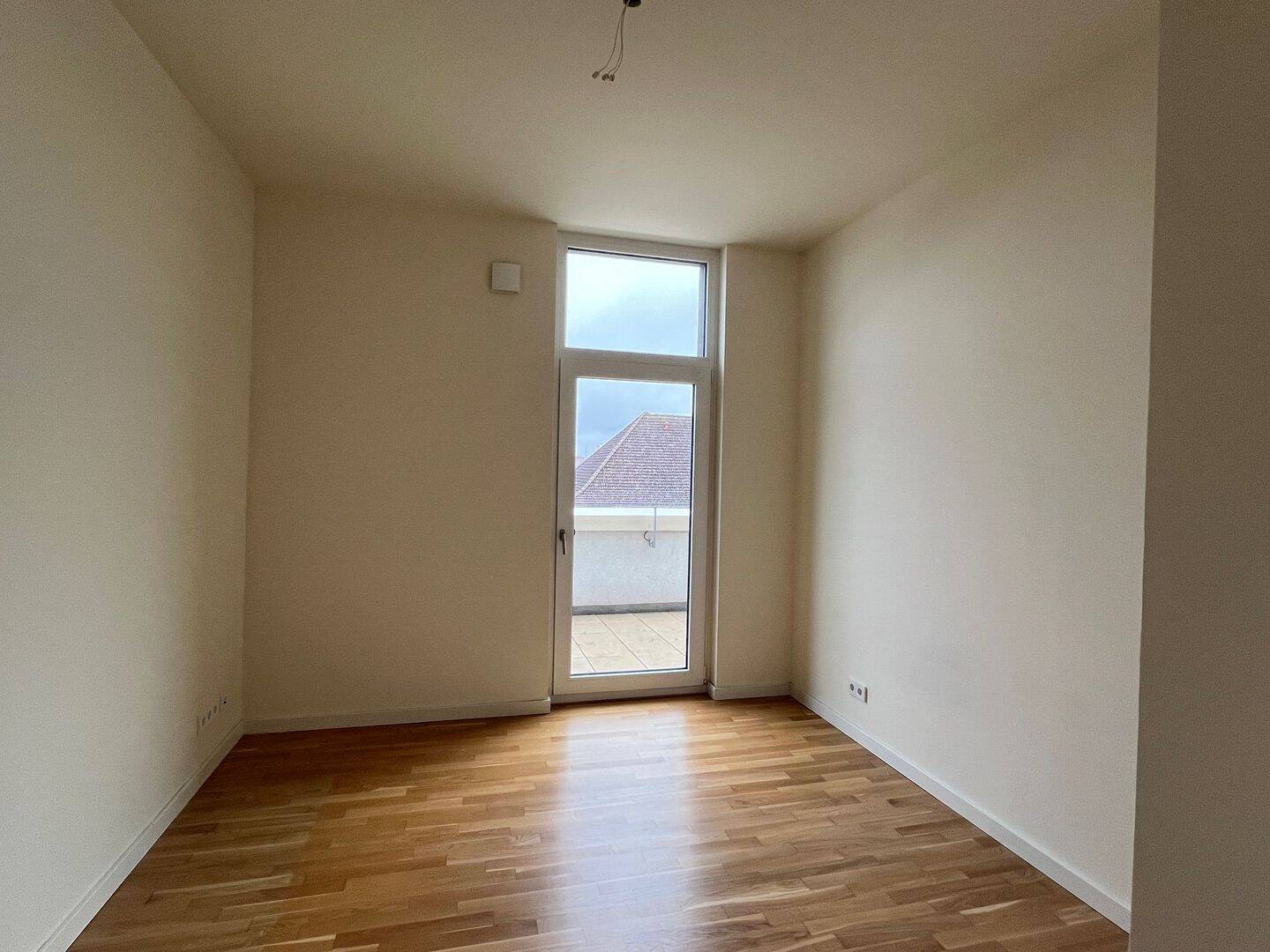 * große Terrasse und moderne 2 Zimmer-Wohnung mit herrlicher Terrasse in der Altstadt * – 1067 Dresden – Vorschaubild 7