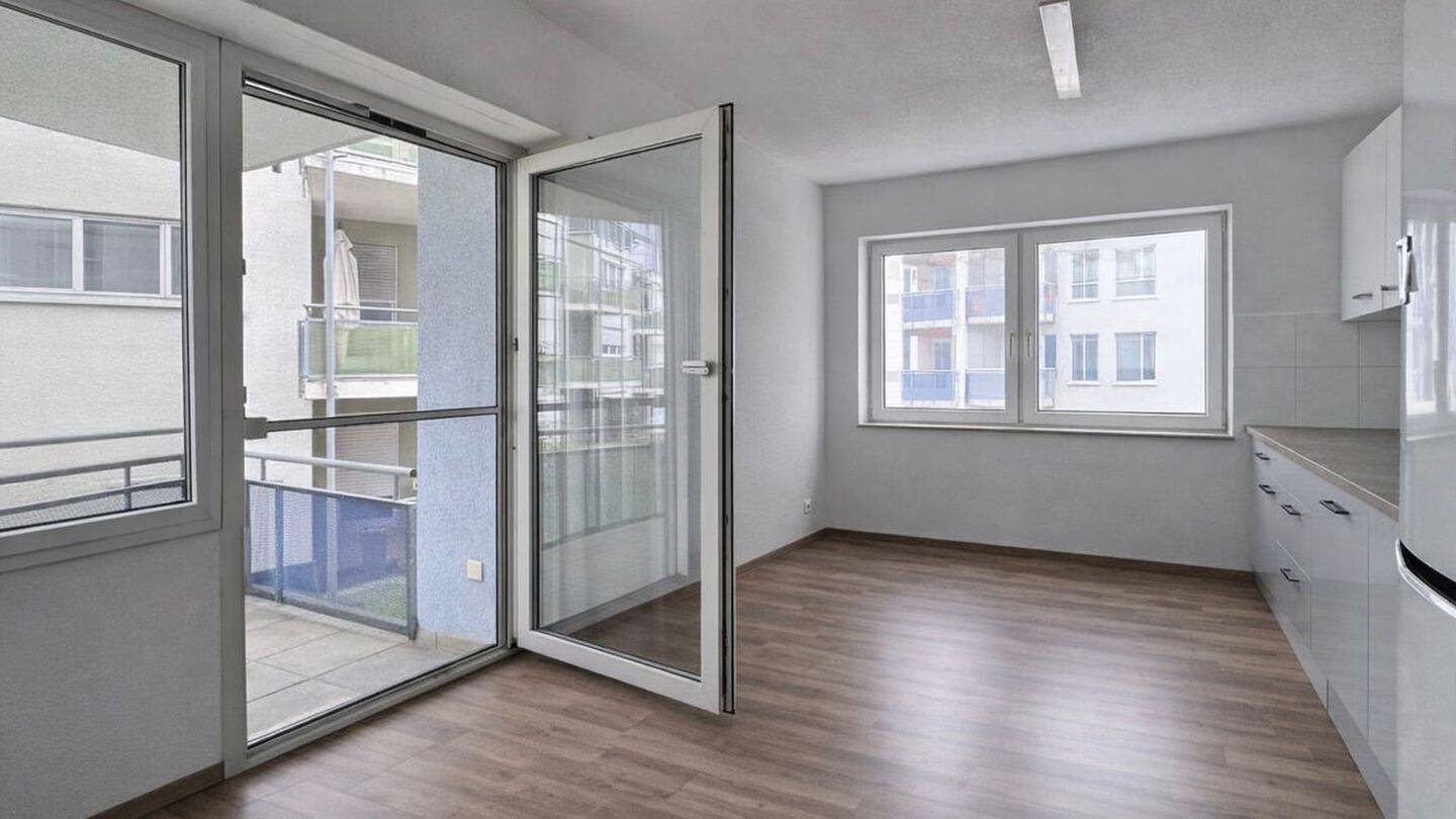 Moderne 2,5-Zimmer-Wohnung in ruhiger Lage mit Balkon und TG-Stellplatz, 89150 Laichingen