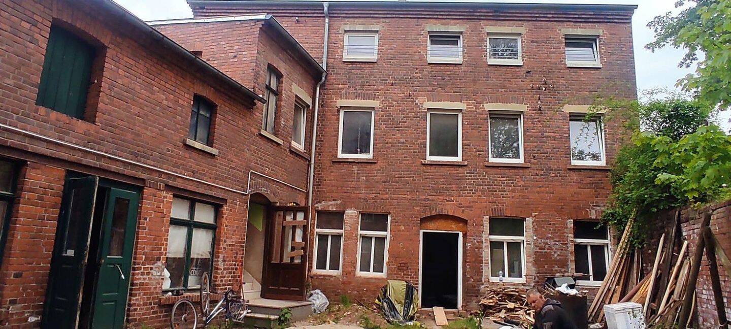 Tolles Sanierungsobjekt ohne Denkmalschutz, 6 Familienhaus und 2 Familienhaus mit Werkstatt/Büro, 8412 Werdau