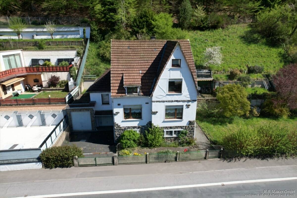 R.B. Makler: Charmantes Einfamilienhaus mit großzügigem Garten in Werdohl-Kettling!, 58791 Werdohl