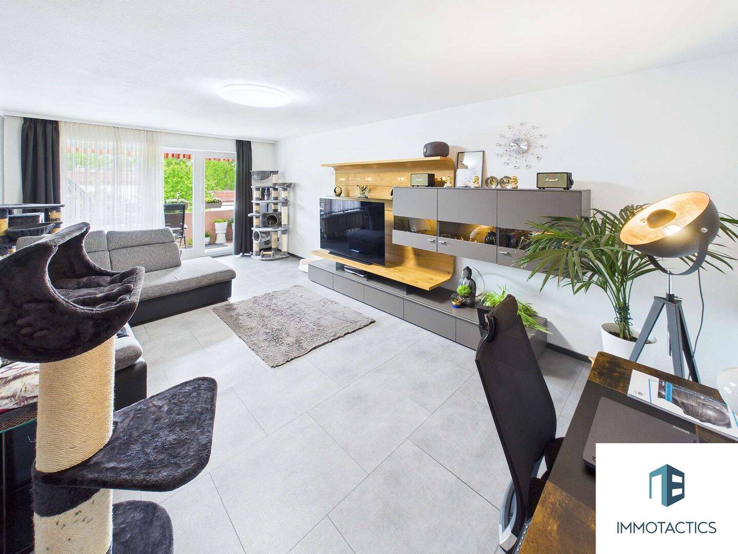 83 m² große Eigentumswohnung mit 3 Zimmern, Balkon, Keller und Aufzug in zentraler Lage, 55543 Bad Kreuznach