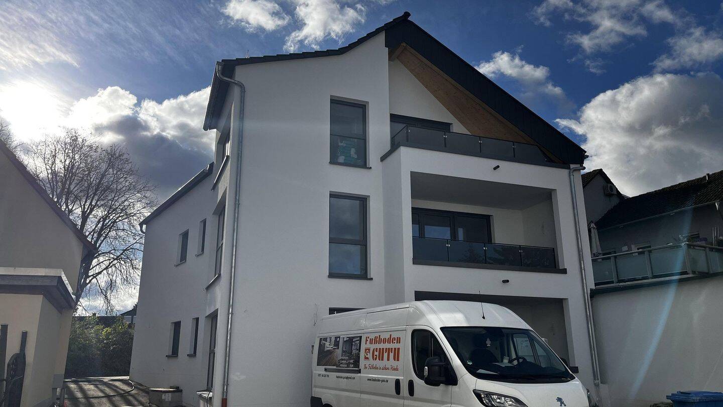 Erstbezug 4-Zimmer Wohnung mit Balkon in Klein-Welzheim, 63500 Seligenstadt