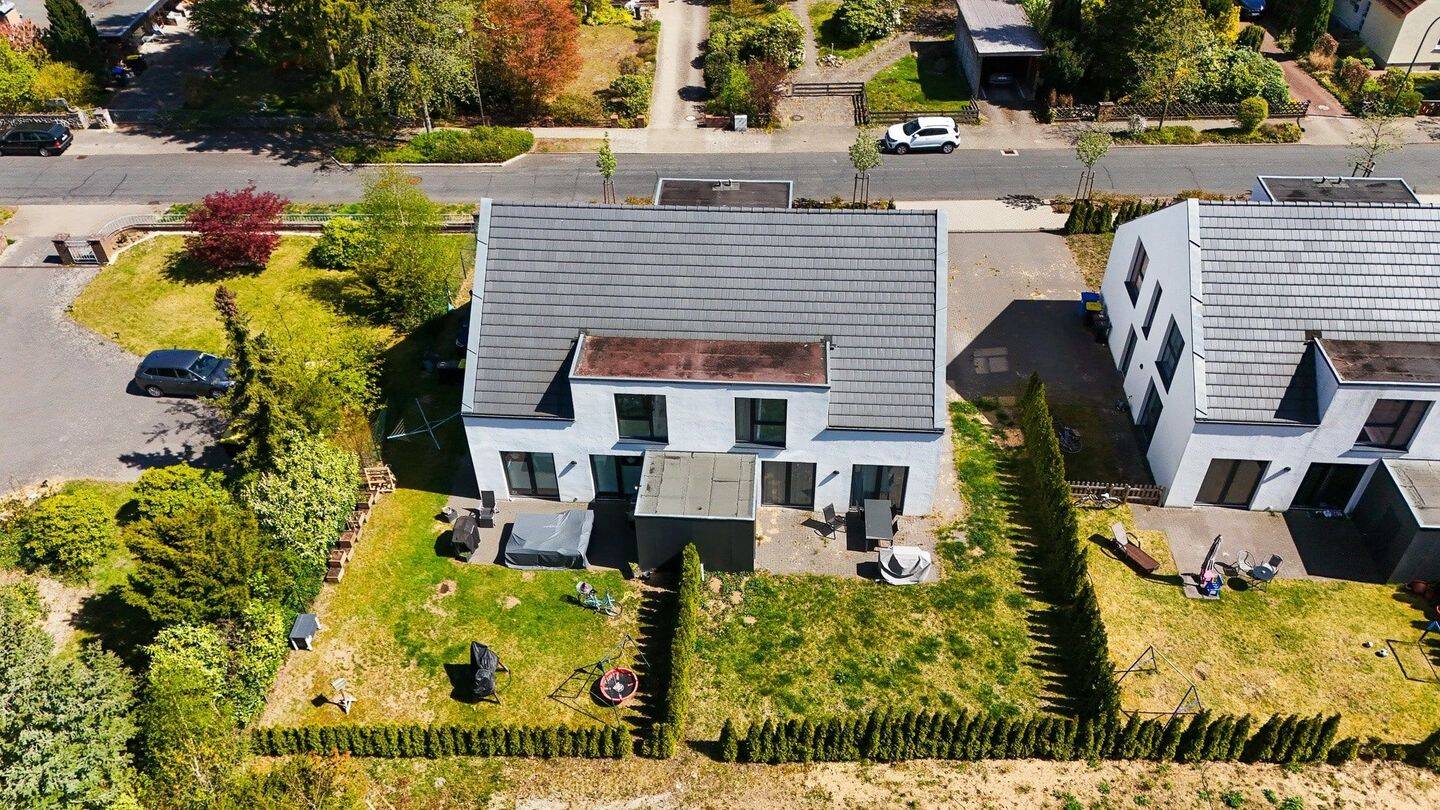 Neuwertige Doppelhaushälfte mit ca. 168 m² Wohnfläche, 29525 Uelzen