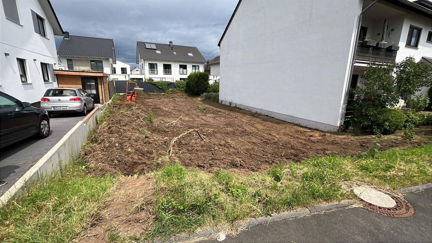 Attraktives Baugrundstück mit vorliegender Baugenehmigung in Niederkassel-Rheidt/Mondorf!, 53859 Niederkassel
