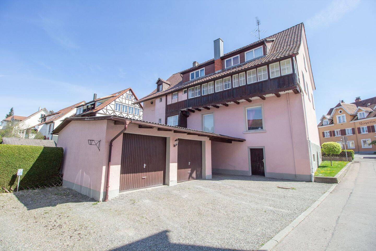 Wohn- und Geschäftshaus mit Entwicklungspotenzial in zentraler Lage von Heiligenberg, 88633 Heiligenberg