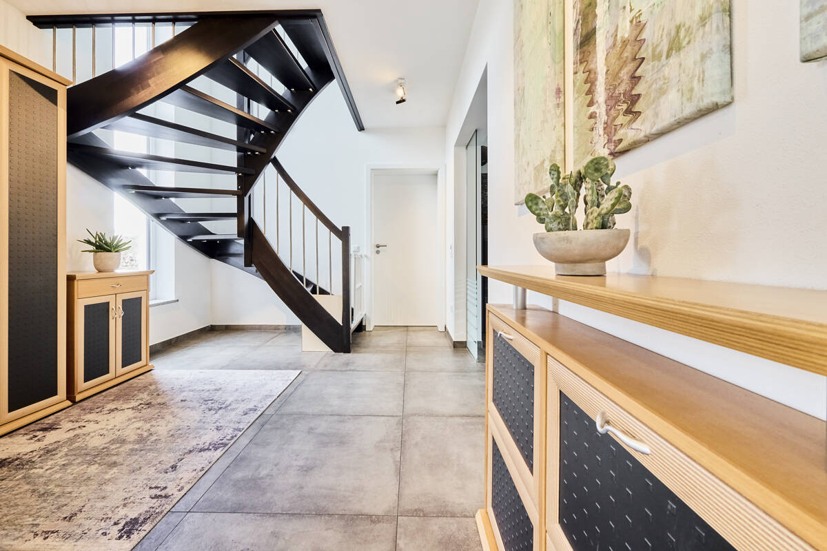 Modernes Einfamilienhaus mit einladender Terrasse und Garten in Birkach. Ihr neues Zuhause wartet!, 86830 Schwabmünchen
