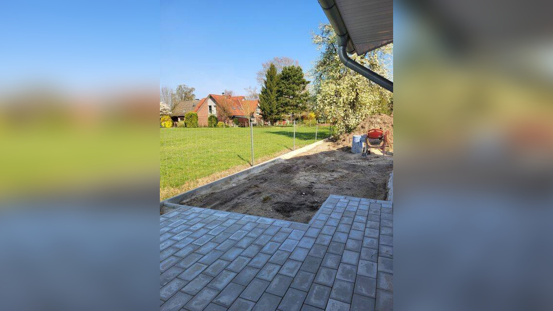 DHHÄLFTE: ERSTBEZUG ZENTRAL IN HEESLINGEN, 27404 Heeslingen