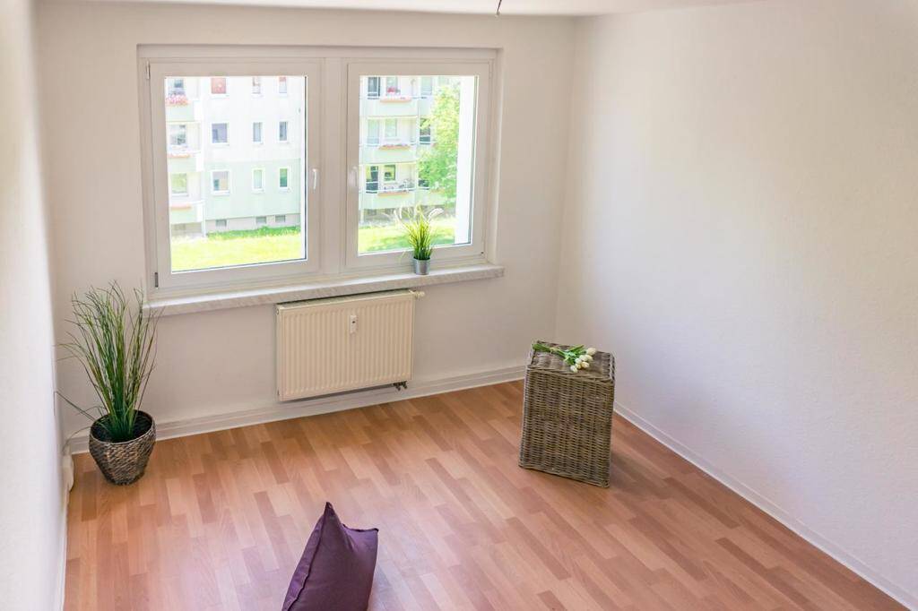 Balkonwohnung in begrünter Wohnlage – Chemnitz – Vorschaubild 3