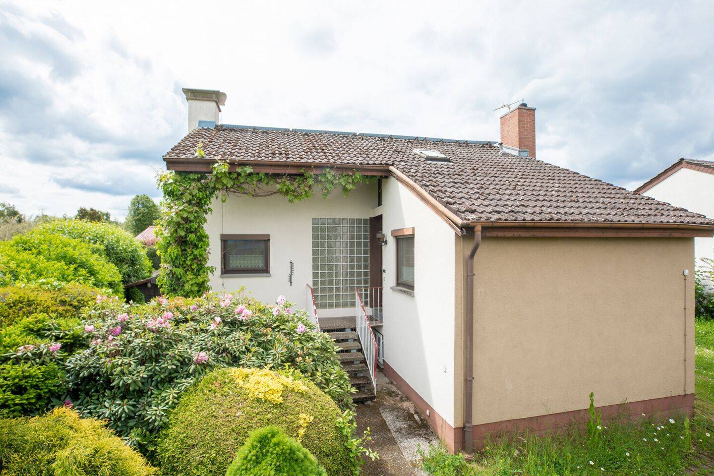 Naturnahes Wohnen – Freistehendes Einfamilienhaus am Feldrand, 63128 Dietzenbach