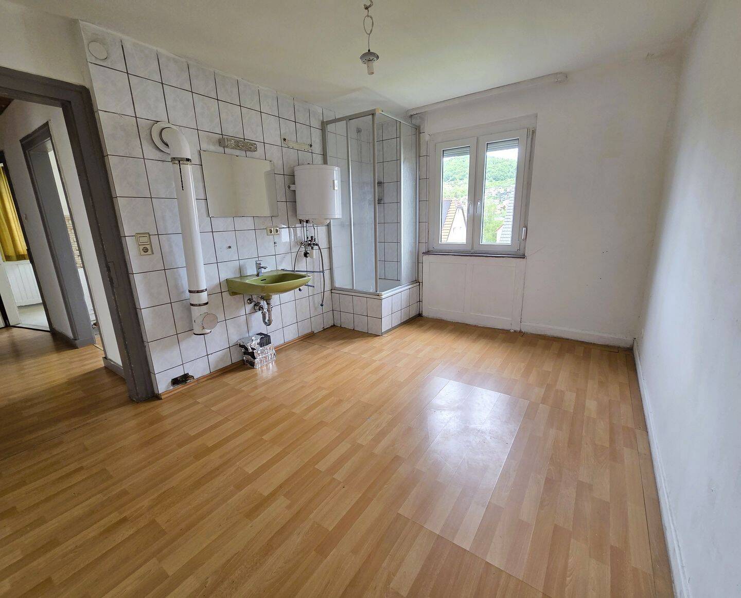 Renovierungsbedürftig mit Potenzial – 2 Familienhaus Albstadt-Ebingen zu verkaufen, 72458 Albstadt