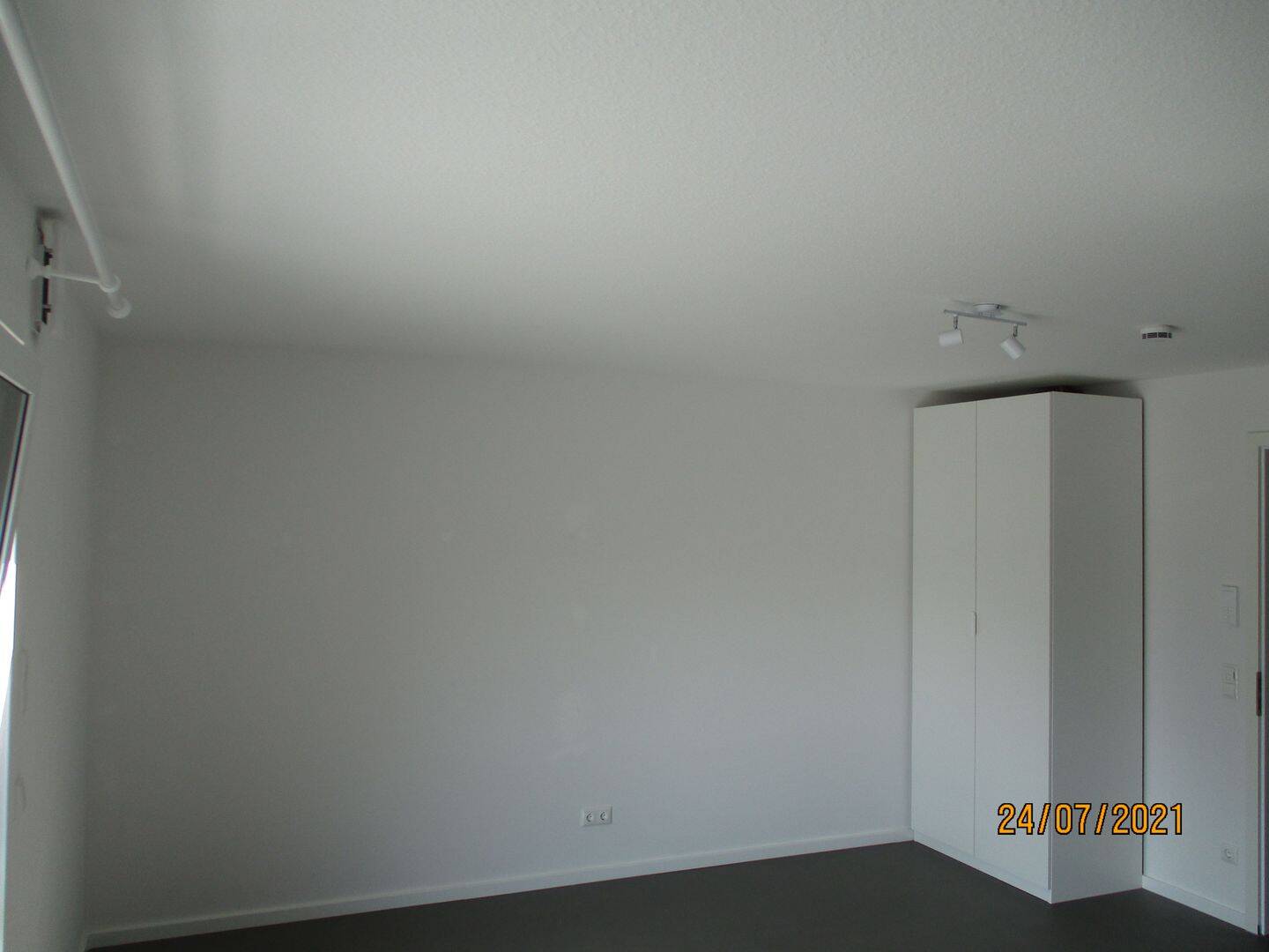 image-72812080