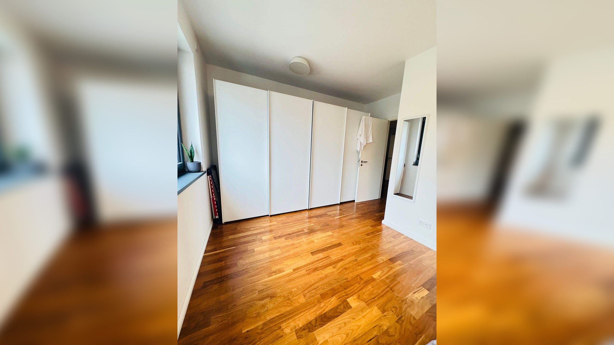 Moderne 3-Zimmer-Wohnung mit Balkon, Einbauküche & Tiefgaragenstellplatz – Leipzig – Vorschaubild 3