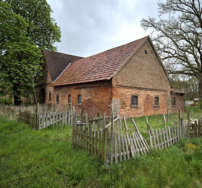 Bauernhaus, Nebengebäude, als Ausbauhaus! ca. 5000 m² Grundstück Sanierungsbedürftig!, 27254 Siedenburg