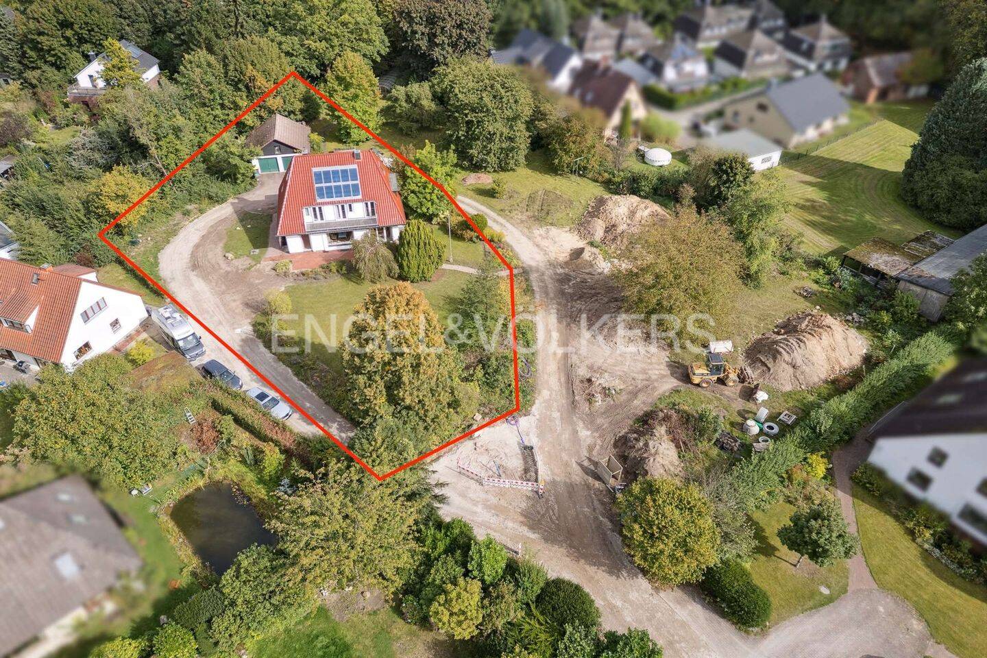 Lichtdurchflutetes Familienhaus mit 1.803 m² Grundstück in begehrter Wohnlage, 22927 Großhansdorf