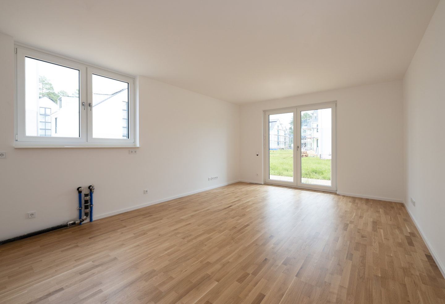 Ihr modernes Eigenheim, südlich von Berlin. Effizienzhaus-Standard 55 EE, 10 Radmin. zu Tesla, 15537 Erkner