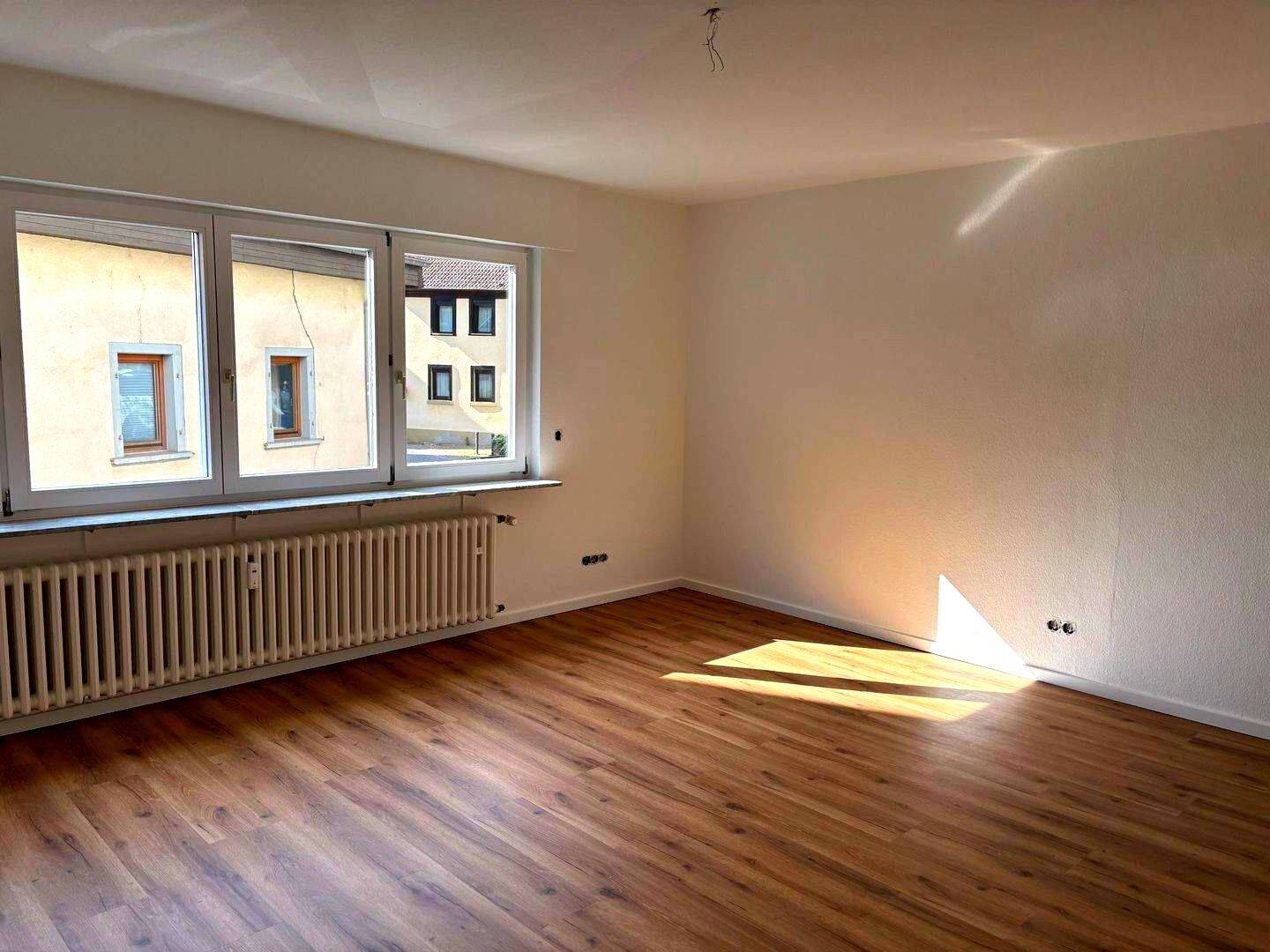 Gut geschnittene 3 ZKB – Nieder-Olm, Zentrum!, 55268 Nieder-Olm
