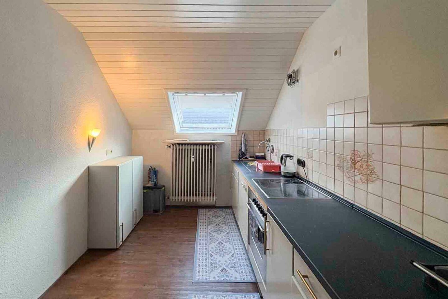 Top-Investment in Augsburg – Vermietete 3-Zimmer-Wohnung mit Balkon in zentraler Lage, 86165 Augsburg (Lechhausen)
