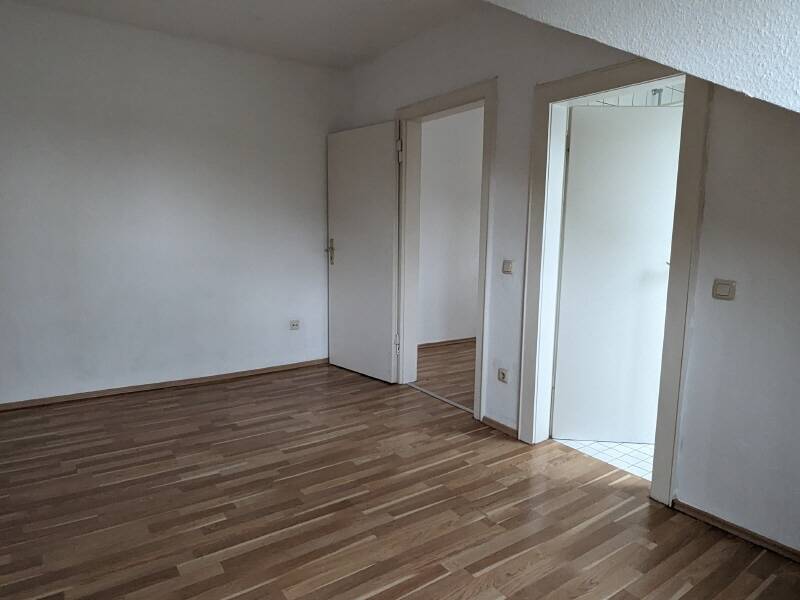 WILLKOMMEN! Top sanierte Singlewohnung! Garten! PKW-Stellplatz – 47259 Duisburg – Vorschaubild 4