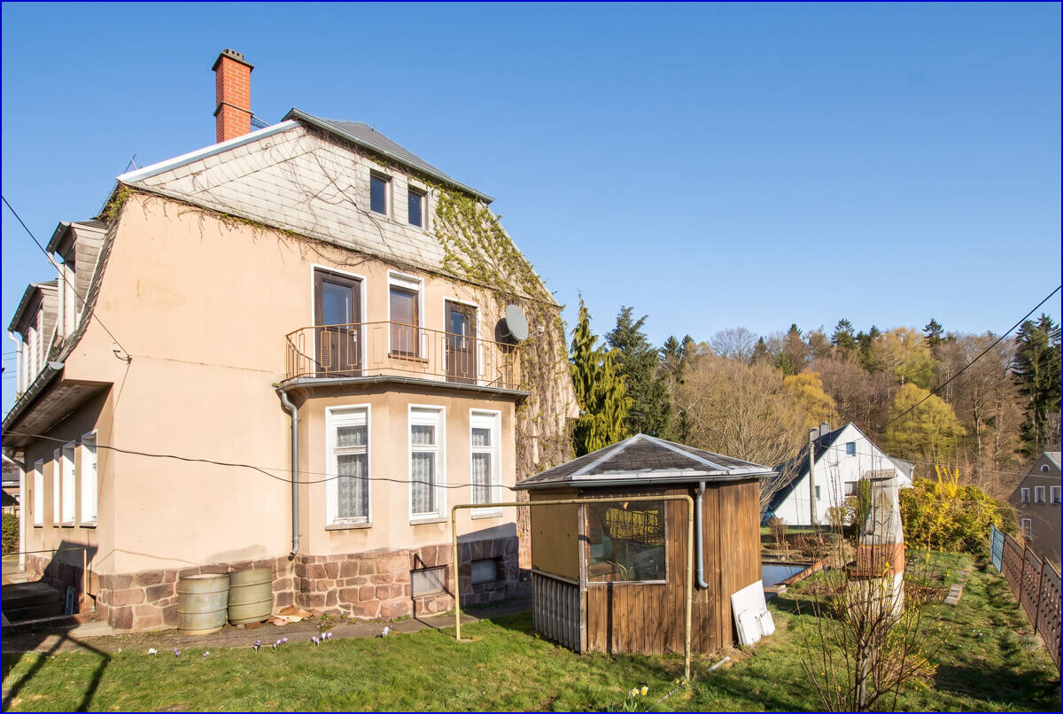 Villa mit Perspektive – stilvolle Immobilie mit Sanierungsbedarf in zentrumsnaher Lage von Mittweida, 9648 Mittweida