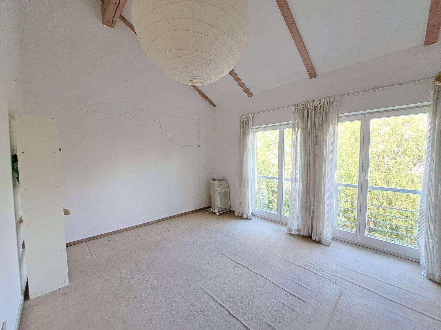 KA-Rüppurr: In ruhiger, kinderfreundlicher Lage / ein architektonisch interessantes, auffallend helles RH-Mittelhaus am Rüppurrer Schloß., 76199 Karlsruhe (Rüppurr Weiherfeld-Dammerstock)