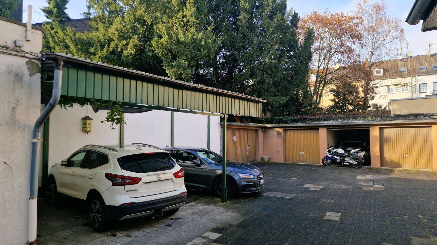 6,3% Rendite aktuell – 8,1% bei Vollvermietung | Wohn- und Geschäftshaus in Mönchengladbach, 41061 Mönchengladbach (Eicken Stadtmitte Waldhausen)
