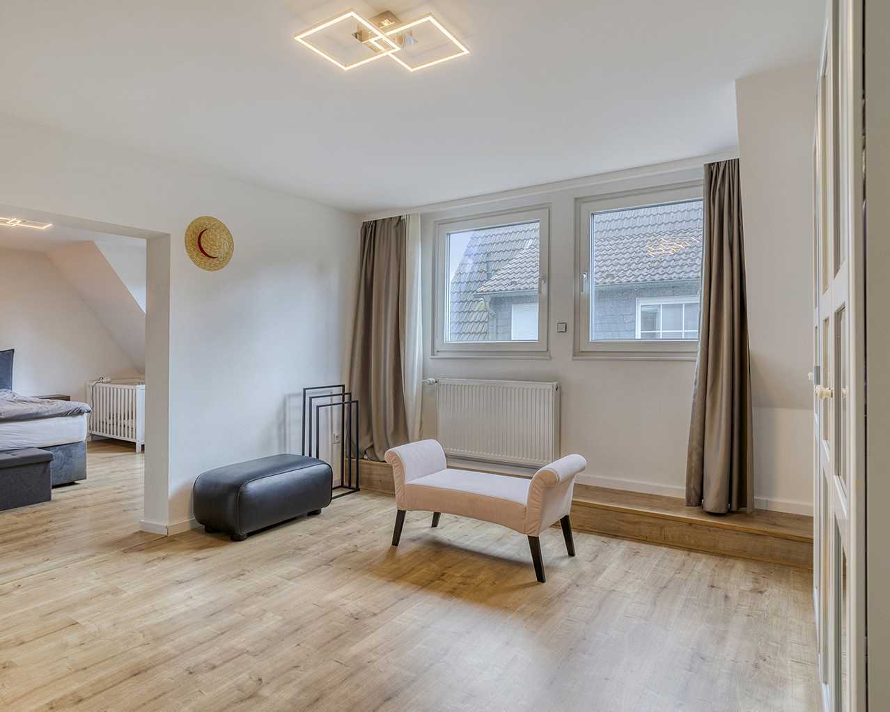 Freistehendes Familiendomizil mit Stil in Düsseldorf-Angermund – 40489 Düsseldorf – Vorschaubild 4