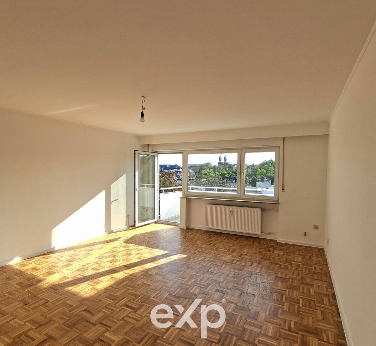 Drei-Zimmer-Wohnung mit Weitblick in begehrter Lage in Wiesbaden Nordost