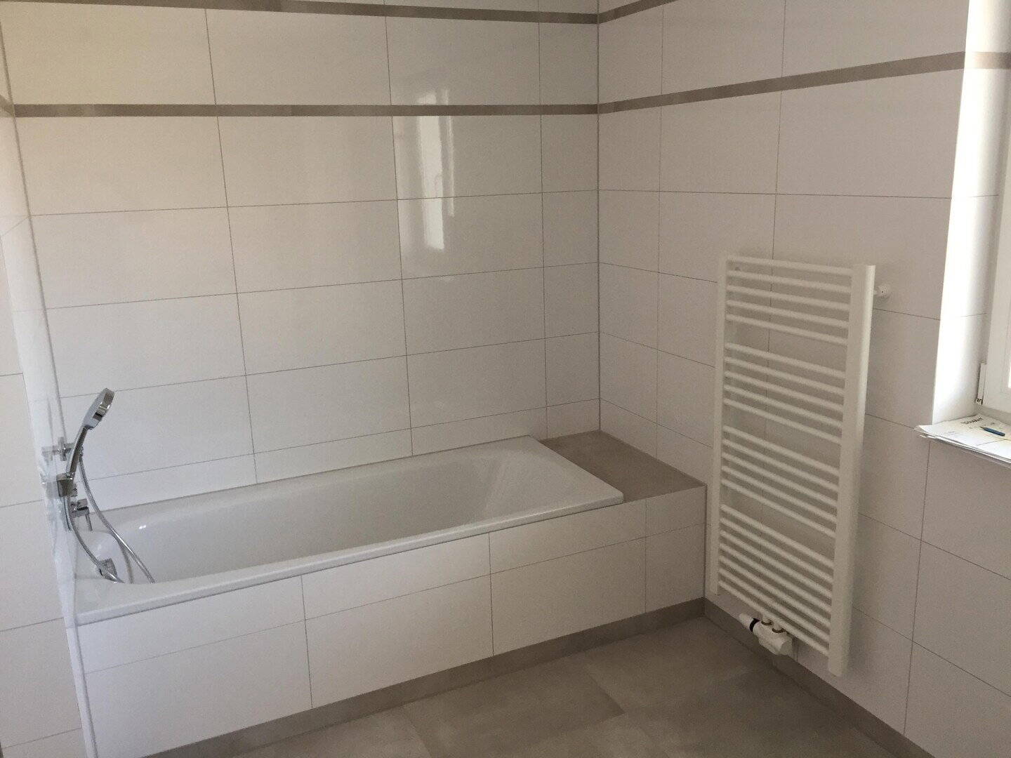 Exclusive 3-Zimmer-Wohnung mit Einbauküche und Balkon, 85570 Markt Schwaben