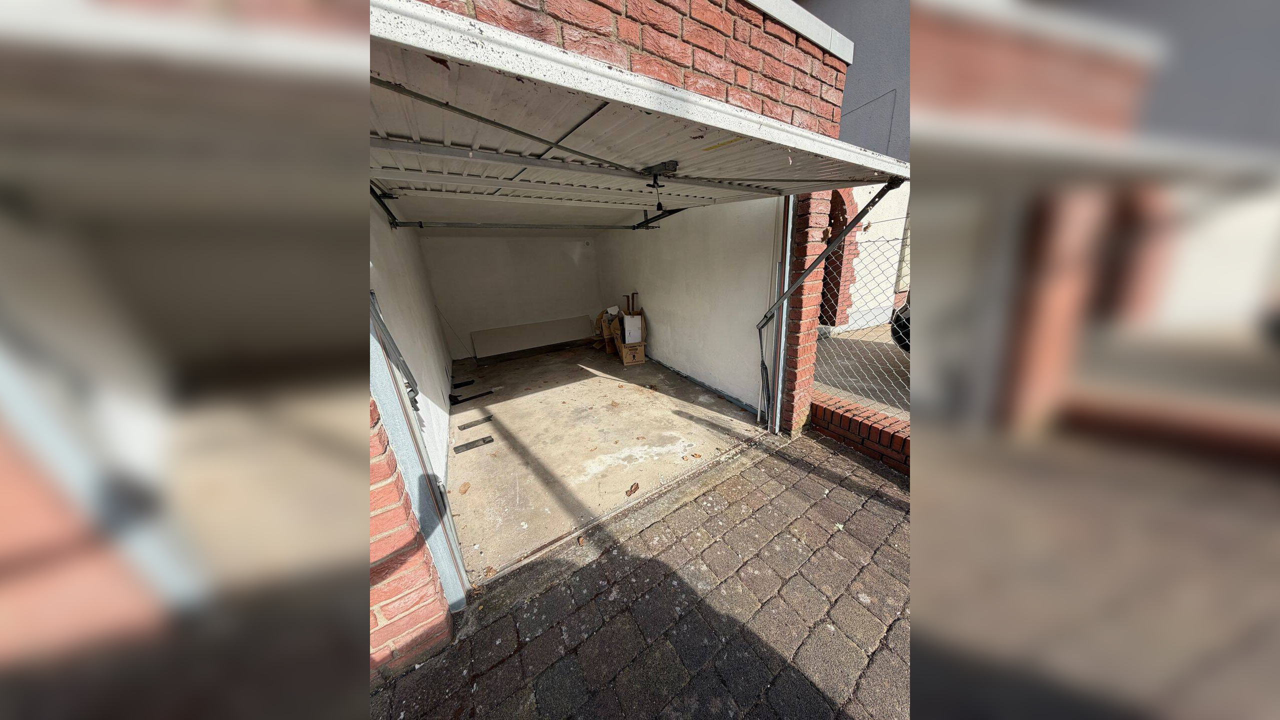 Helle Dachgeschosswohnung in Nörvenich Wissersheim, 52349 Düren