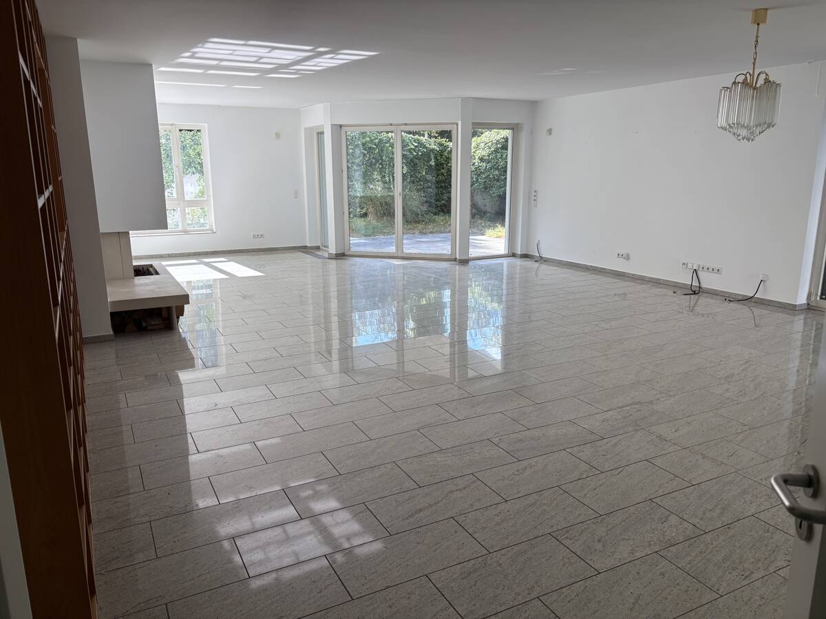 Exklusive Gartenwohnung mit in Bestlage von Essen-Bredeney!, 45133 Essen (Bredeney Rüttenscheid Schuir Stadtwald)