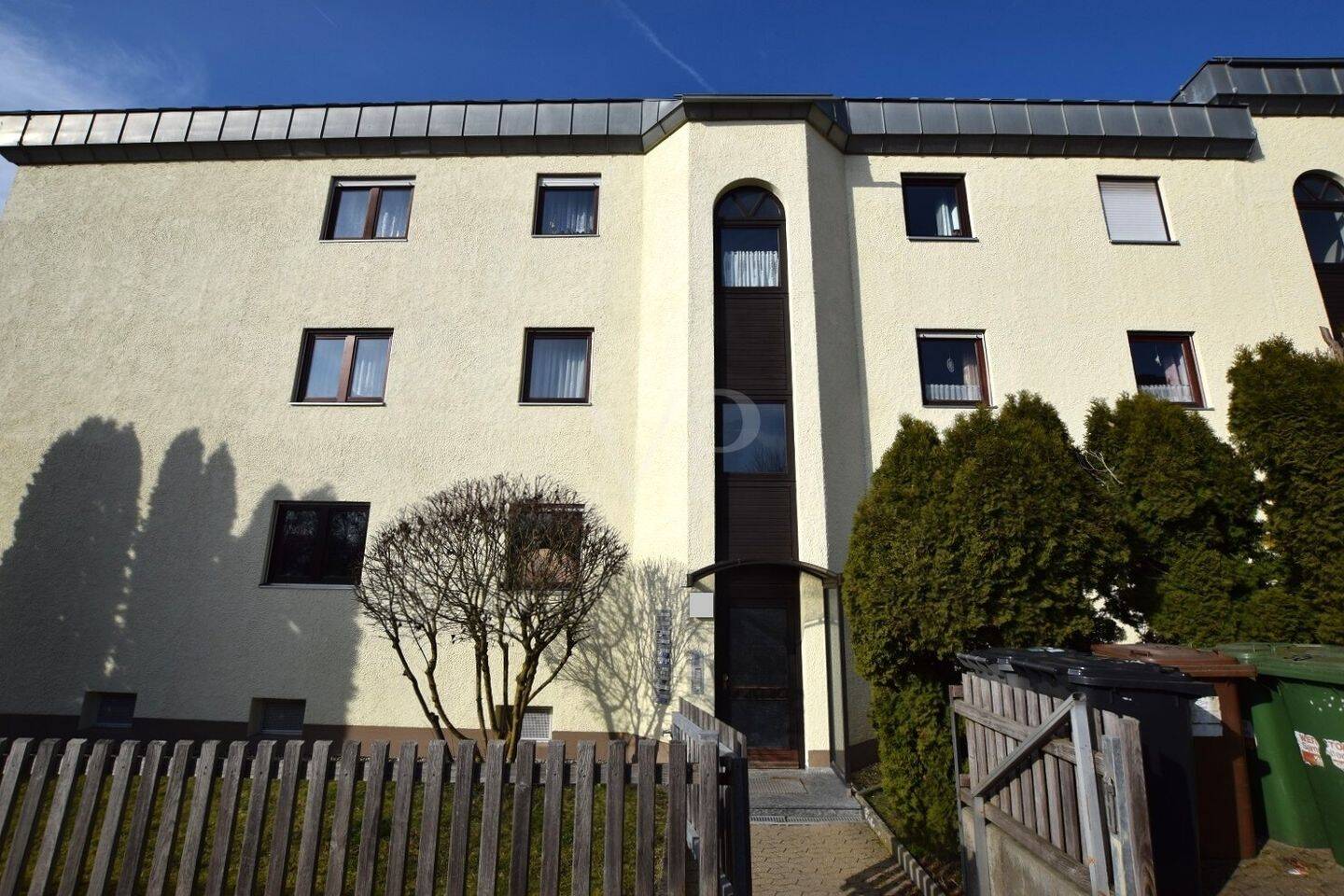 Wohnen im Rügländer Viertel! Vermietete 3-Zimmer-Wohnung mit Balkon und TG-Stellplatz, 91522 Ansbach