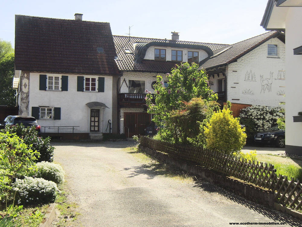 Zweifamilienhaus mit großem Grundstück in Achern, OT, 77855 Achern
