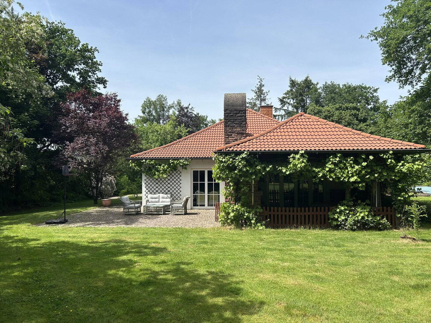 Landhausvilla auf großem parkähnlichen Anwesen, 54441 Kanzem