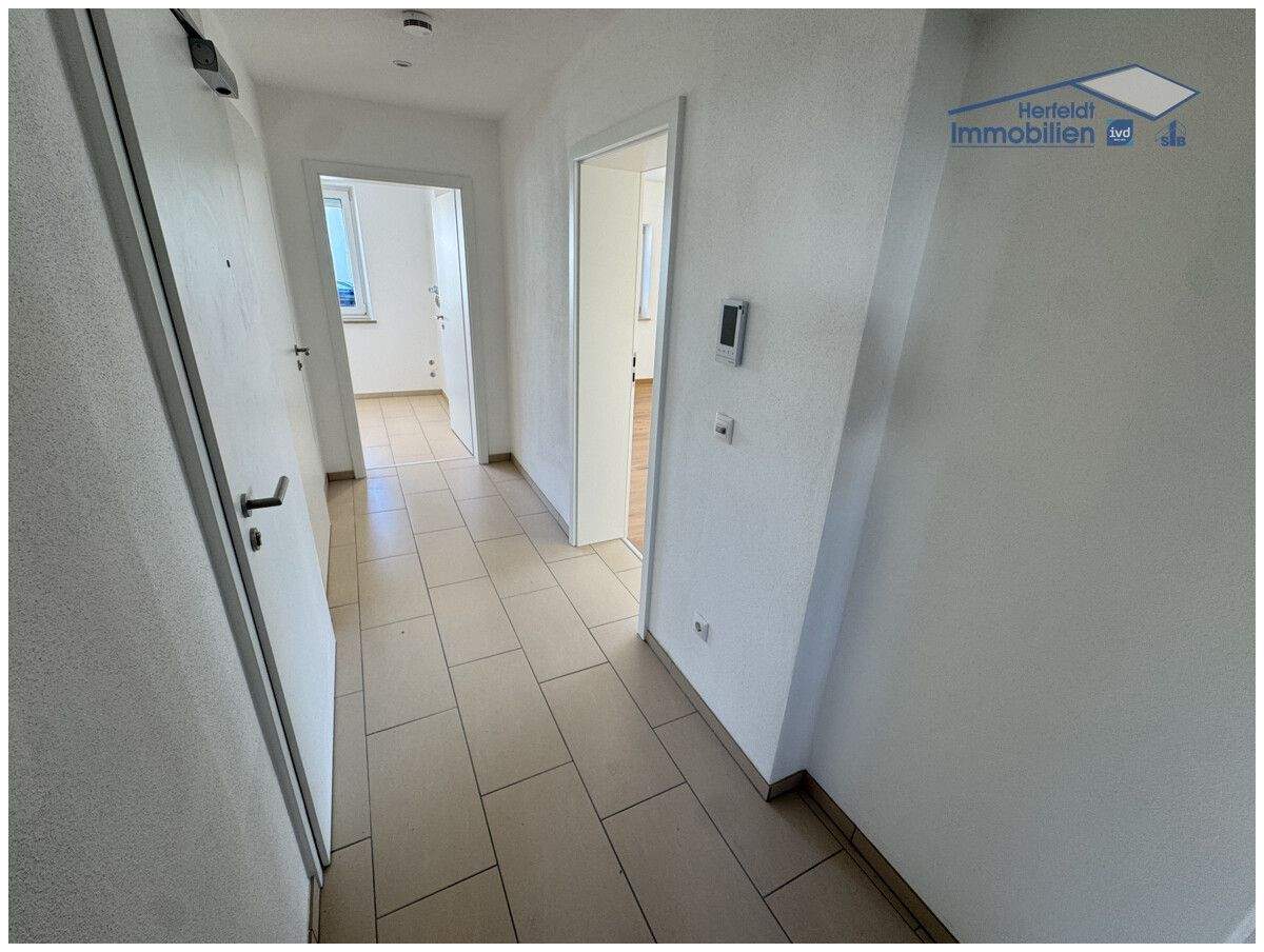 Kernsanierte, stilvolle 4-Zimmer-Gartenwohnung mit Südterrasse, ca. 130 m² Garten & Bergblick, 86825 Bad Wörishofen