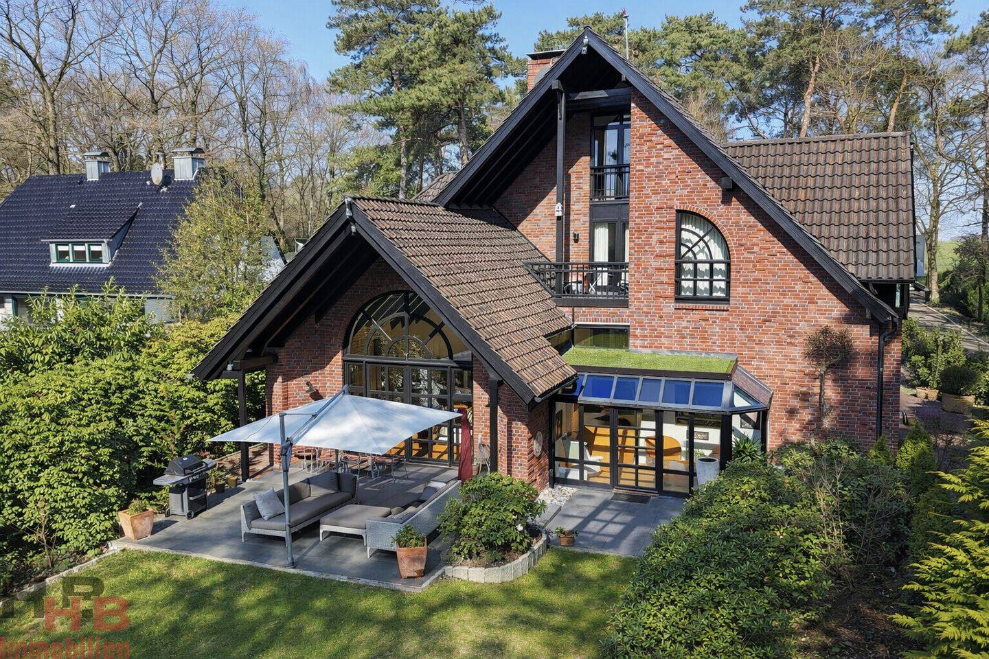 Zeitlose Eleganz am Weyerberg: Kernsanierte Unternehmervilla in Worpsweder Bestlage, 27726 Worpswede