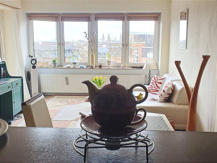 Komplett möblierte  1-Zimmer-Wohnung/offene Küche/ Balkon/ nur an eine Person ( weiblich) /  Pauschalmiete  950,00 €/  ab 10.07.2026 bis 31.12.2026 – 22087 Hamburg – Vorschaubild 4