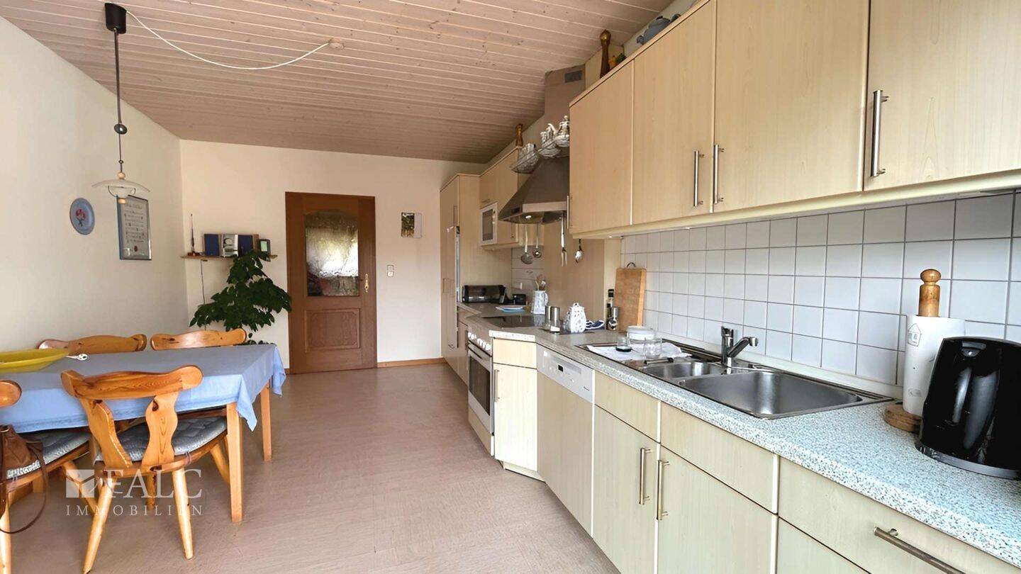 ***Wohnen in bester Lage – Geräumiges Einfamilienhaus mit großzügigen Garten*** – 23568 Lübeck – Vorschaubild 6