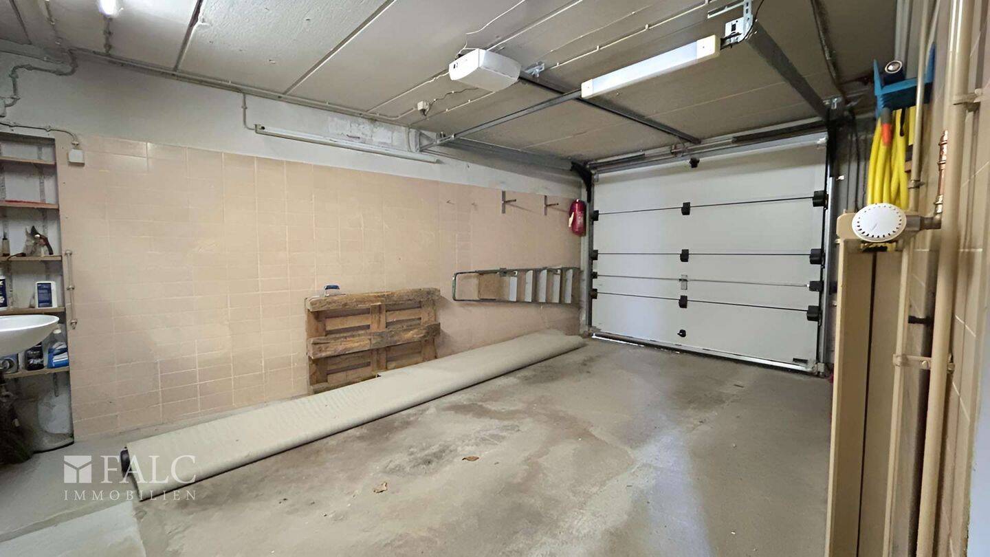 ***Wohnen in bester Lage – Geräumiges Einfamilienhaus mit großzügigen Garten*** – 23568 Lübeck – Vorschaubild 7