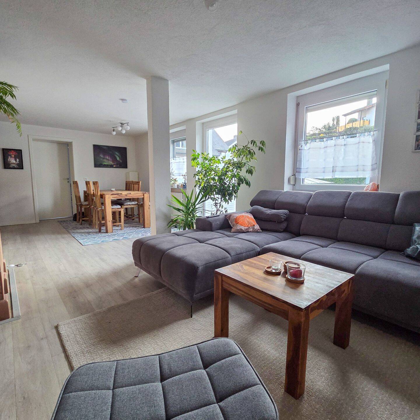 Sonnige 4-Zi.-EG-WHG mit 244 m² Garten, Pool und & sehr großem ebenerdigem Keller, 79112 Freiburg im Breisgau (Munzingen Opfingen Tiengen Waltershofen)
