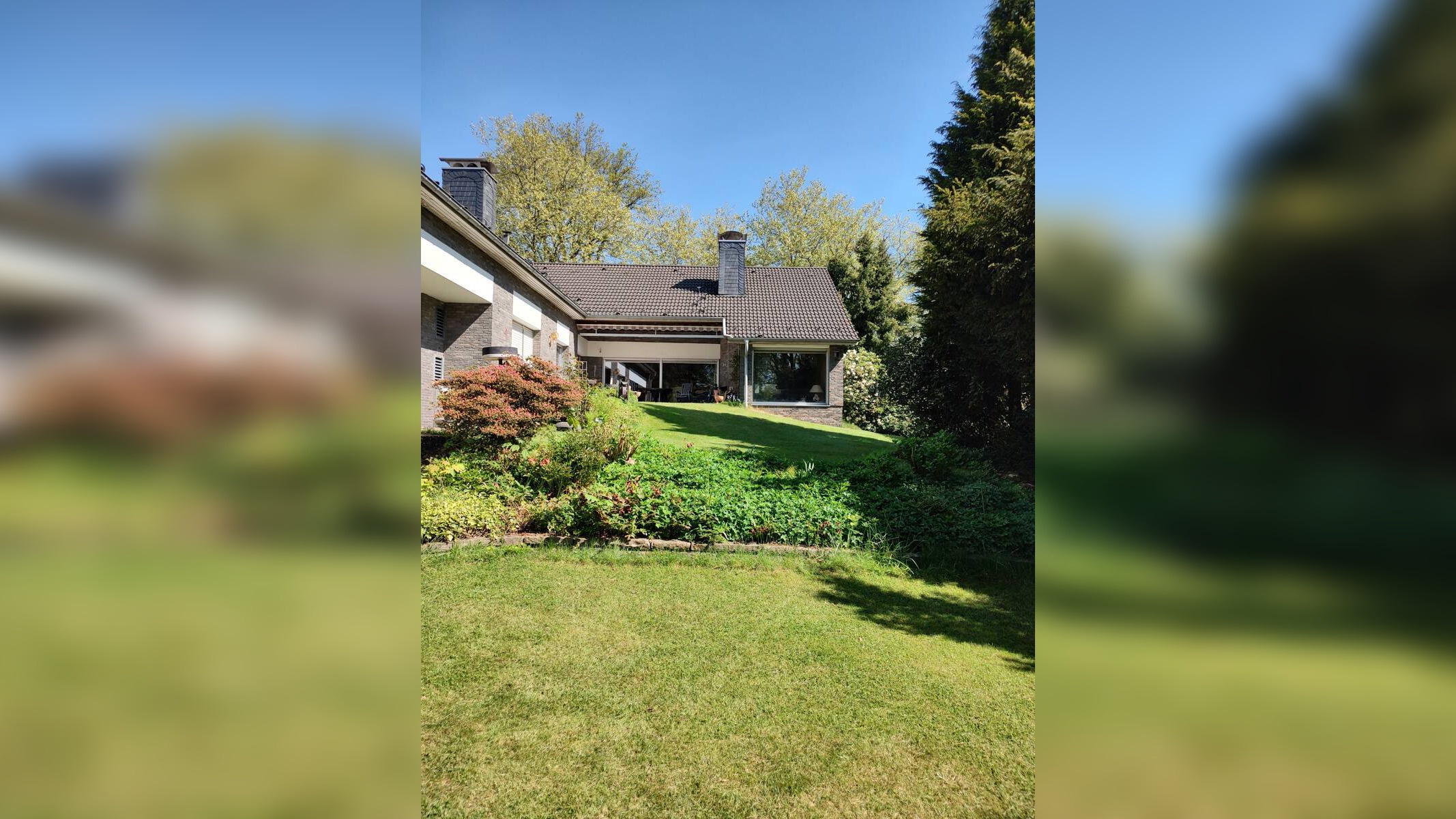 Ehemalige Fabrikanten- Villa mit tollem Grundstück in bester Lage von Lennep, 42897 Remscheid (Lennep)