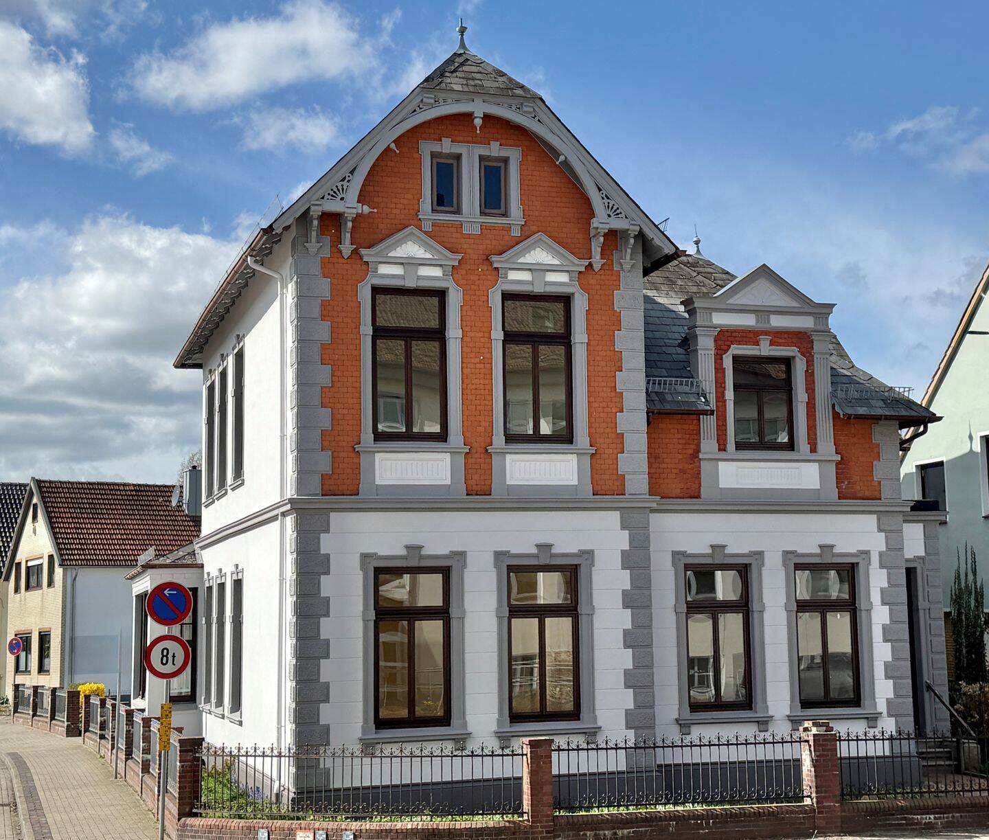 Ein Zuhause mit Geschichte – Einzigartiges Baudenkmal im Herzen von Brake, 26919 Brake (Unterweser)