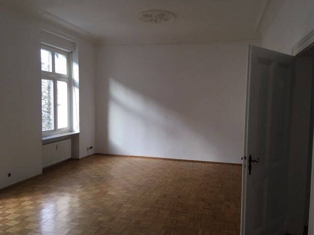 image-72833117