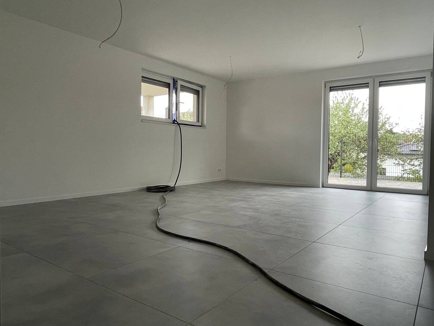 *Exklusives Immobilienangebot – Erdgeschosswohnung mit Garten und Stellplatz*, 66901 Schönenberg-Kübelberg